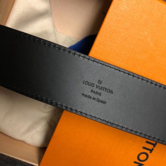 Louis Vuitton Men's Black Belt - Picture 2 of 3